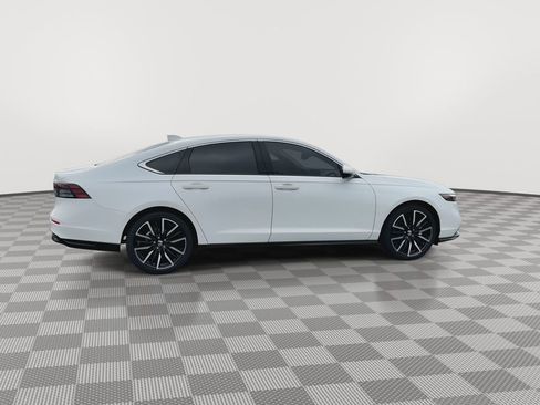 New 2026 Honda Accord Touring image 9