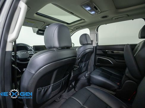 Used 2022 Kia Telluride SX w/ Nightfall Edition Package AWD/4WD image 26