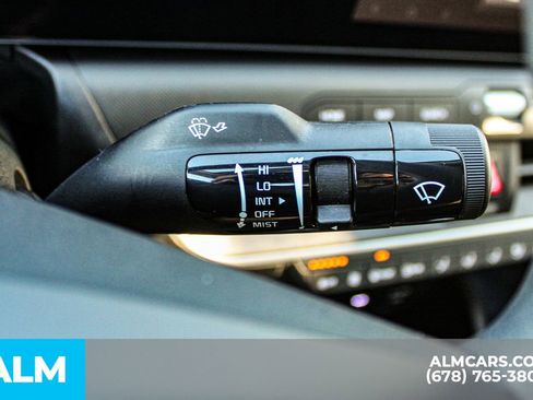 Used 2025 Kia K4 LXS image 29