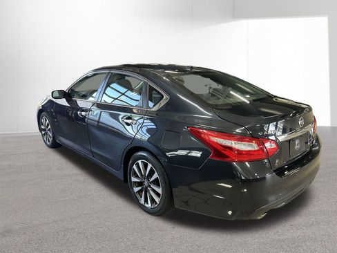 Used 2017 Nissan Altima 2.5 SV FWD image 35