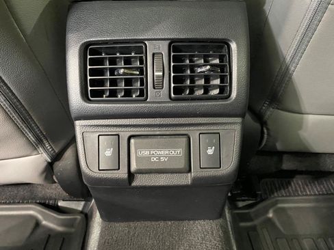 Used 2018 Subaru Outback 2.5i Limited AWD/4WD image 20