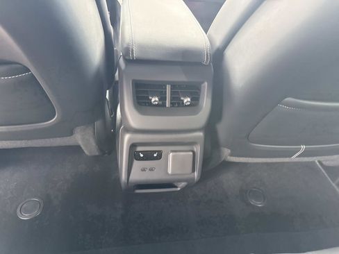 New 2026 Cadillac Optiq Luxury 2 image 17