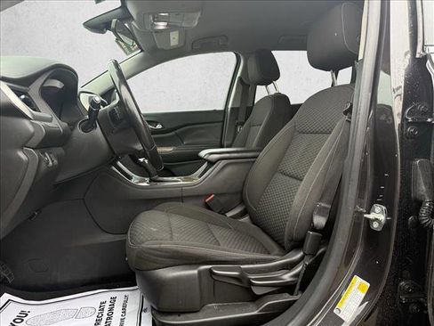 Used 2018 GMC Acadia SLE image 10