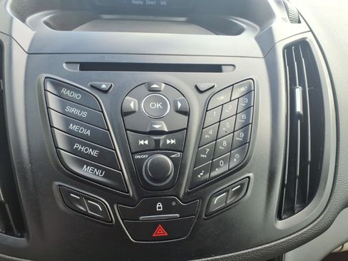 Used 2013 Ford Escape SE w/ Class II Trailer Tow Pkg image 17