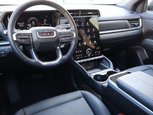 Used 2026 GMC Terrain Elevation w/ Elevation Premium Package AWD/4WD image 4