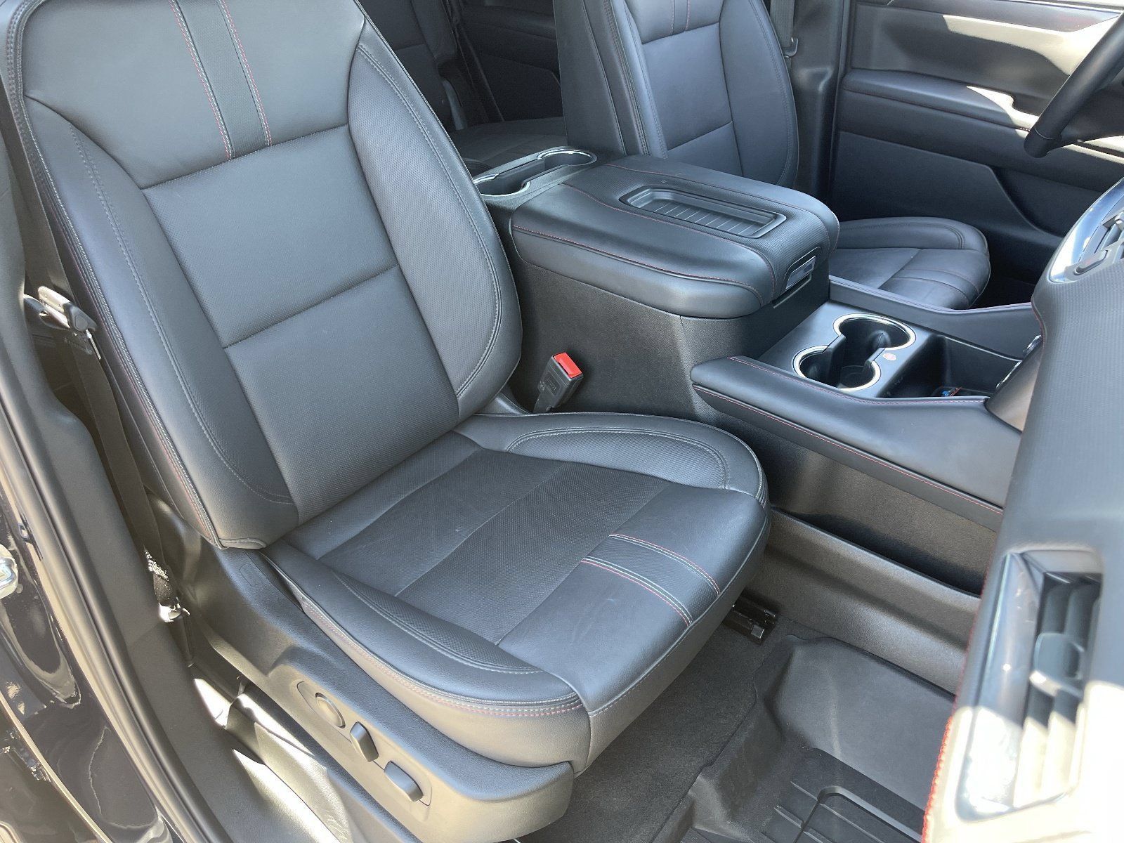 Certified 2024 Chevrolet Tahoe RST w/ Luxury Package AWD/4WD image 12