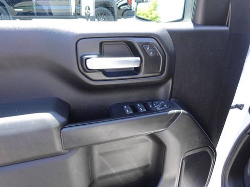 Used 2024 GMC Sierra 1500 Pro w/ Graphite Edition AWD/4WD image 17