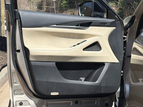 Used 2023 INFINITI QX60 Luxe image 28