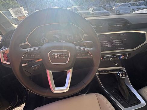 Used 2025 Audi Q3 2.0T Premium Plus w/ Premium Plus Package image 11