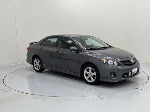 Used 2012 Toyota Corolla S image 8