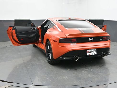 Used 2024 Nissan Z Performance w/ Heritage Edition RWD image 61