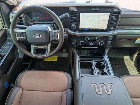 New 2026 Ford F250 4x4 Crew Cab Super Duty image 6