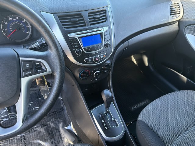 Used 2012 Hyundai Accent GS FWD image 27