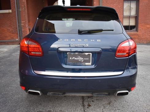Used 2014 Porsche Cayenne S AWD/4WD image 4