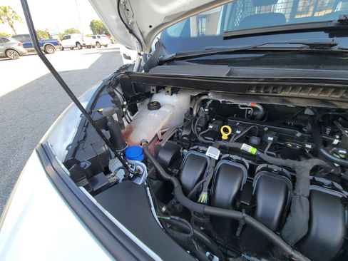 Used 2021 Ford Transit Connect XL FWD image 18