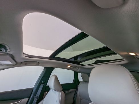 New 2025 INFINITI QX50 Luxe w/ Accent Package image 11