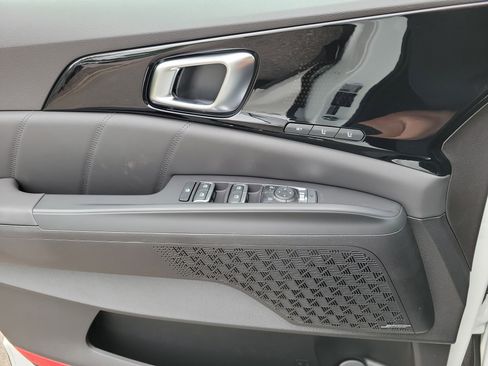 New 2026 Kia Carnival SX Prestige FWD image 18