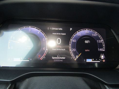Used 2023 Jeep Grand Cherokee L Laredo AWD/4WD image 21