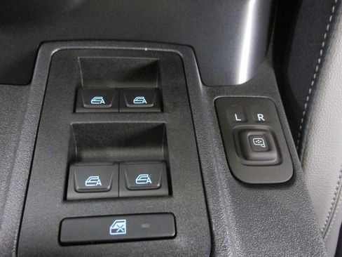 New 2024 Ford Bronco Outer Banks image 37