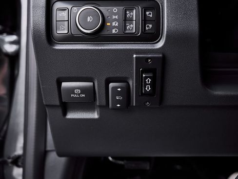 Used 2026 Ford F250 Lariat w/ Black Appearance Package AWD/4WD image 73