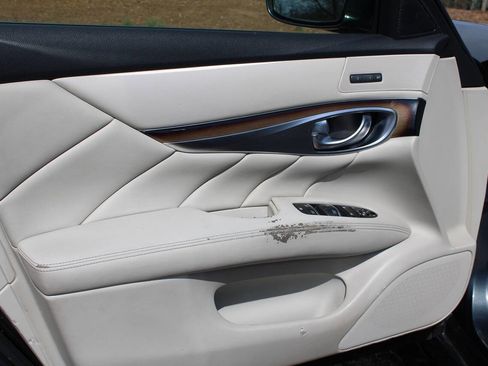 Used 2011 INFINITI M37 x w/ Deluxe Touring Pkg image 14