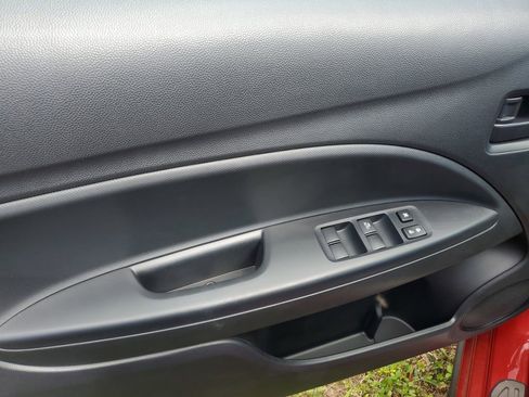 New 2024 Mitsubishi Mirage G4 ES image 12