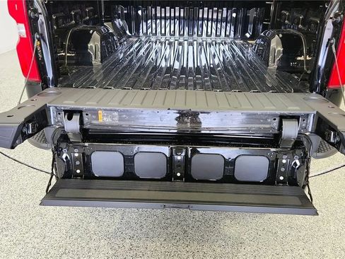 New 2026 Chevrolet Silverado 1500 LTZ w/ LTZ Convenience Package II image 22