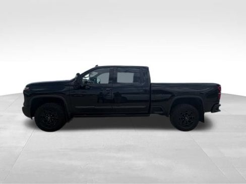 Certified 2024 Chevrolet Silverado 2500 High Country w/ Midnight Edition AWD/4WD image 2