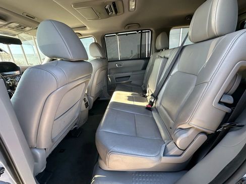 Used 2015 Honda Pilot Touring image 12