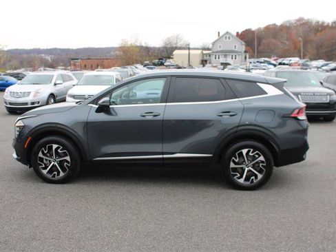 Used 2024 Kia Sportage EX image 5