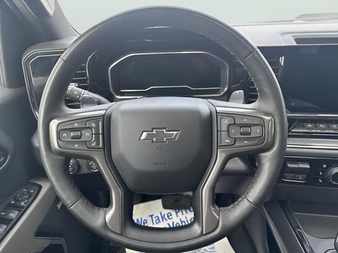 Used 2023 Chevrolet Silverado 1500 ZR2 w/ Technology Package image 22