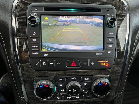 Used 2014 Buick Enclave Leather image 32