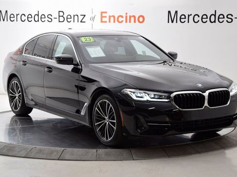 Used 2023 BMW 530i w/ Convenience Package image 8