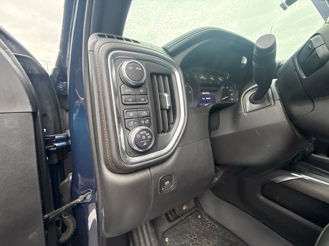 Used 2023 GMC Sierra 2500 AT4 w/ AT4 Preferred Package AWD/4WD image 11