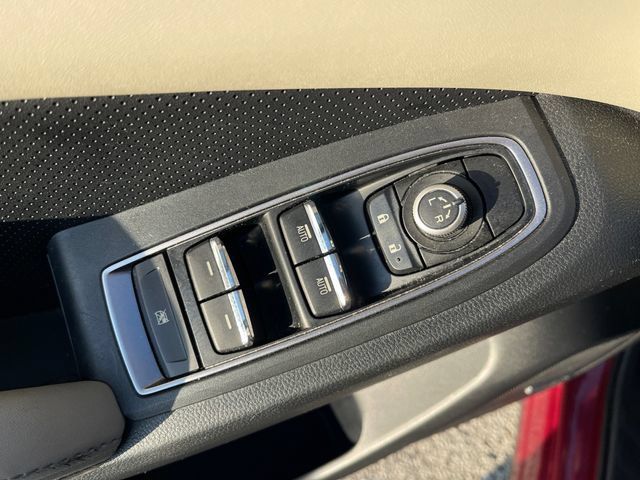 Used 2019 Subaru Ascent Limited AWD/4WD image 31