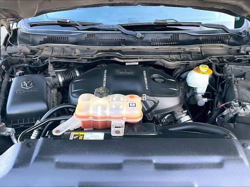 Used 2016 RAM 1500 Laramie w/ Convenience Group image 31