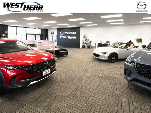 Used 2025 Nissan Frontier SV image 23