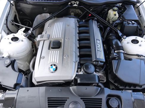 Used 2006 BMW Z4 3.0i image 34