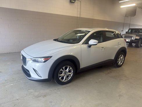 Used 2016 MAZDA CX-3 Touring w/ Premium Package AWD/4WD image 3