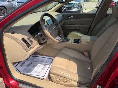 Used 2008 Cadillac STS V8 AWD w/ Preferred Equipment Group image 10