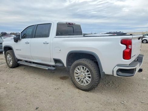 Used 2021 Chevrolet Silverado 2500 High Country w/ Z71 Off-Road Package AWD/4WD image 2