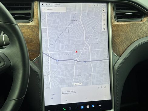 Used 2018 Tesla Model S 75D image 18