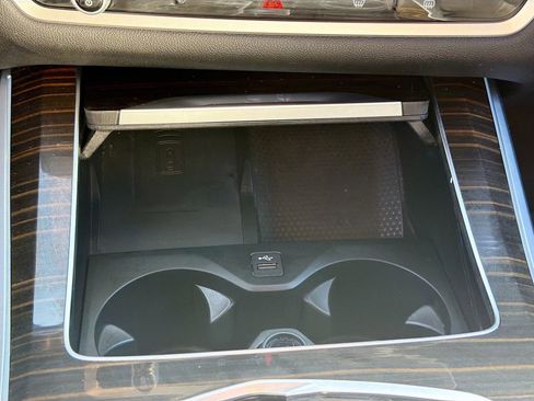 Used 2025 BMW X5 xDrive50e image 32