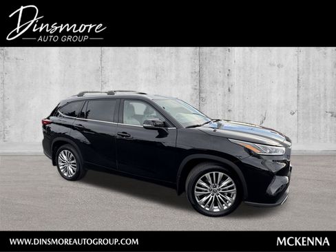 Used 2022 Toyota Highlander Platinum image 1