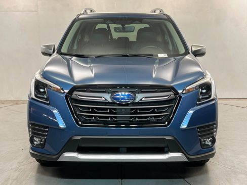 Used 2024 Subaru Forester Touring w/ POP Package 3 AWD/4WD image 9