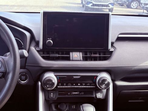 Used 2024 Toyota RAV4 XLE FWD image 23