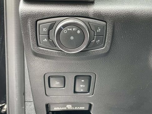 Used 2020 Ford F250 Platinum w/ FX4 Off-Road Package AWD/4WD image 16