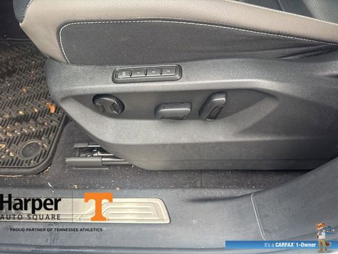 Used 2023 Volkswagen Atlas Cross Sport SEL Premium R-Line image 18