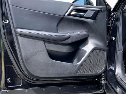 Used 2024 Mitsubishi Outlander SE FWD image 21