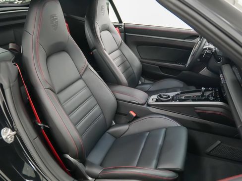 Certified 2022 Porsche 911 Carrera S RWD image 17